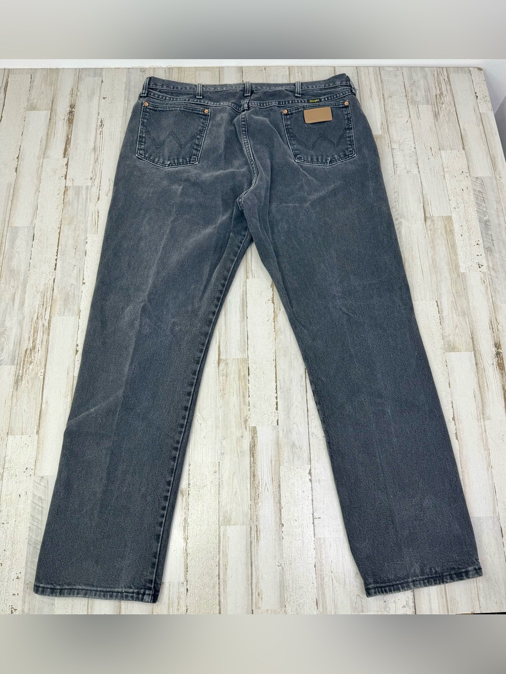 Wrangler Jeans Men's 42x33 Black Cowboy Western Outdoors 13MW2WK Lot Of 2 - Picture 11 of 12
